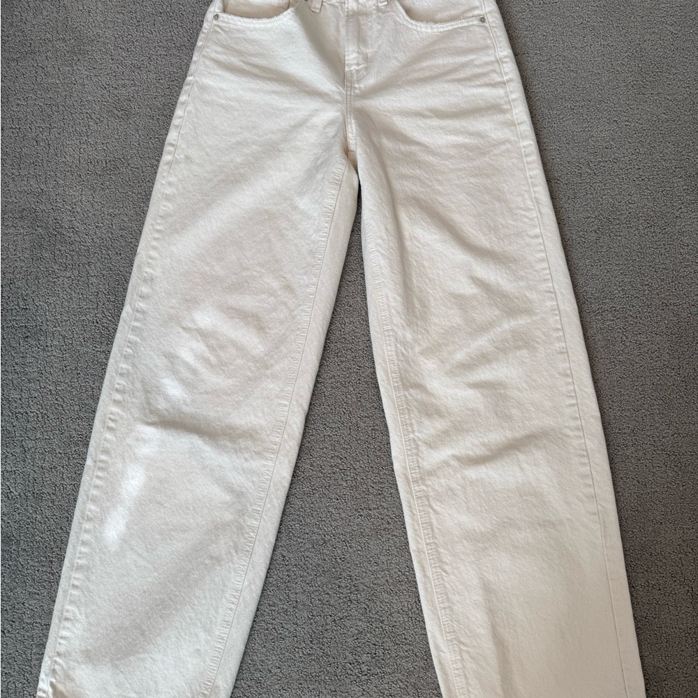 Urban Outfitters White BDG Bella Baggy Jeans